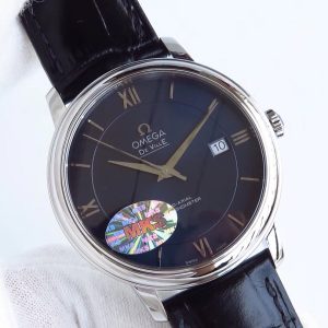 Alternative view of MKS Classic Masterpiece [Refreshed and Honored Return] MKS Classic Masterpiece, the ultimate replica of the legendary Butterfly series. With its elegant, slim profile and minimalist yet sophisticated design, MKS captures every detail, perfectly reinterpreting the original's timeless charm of refined business elegance.【Masterpiece Details】Watch dimensions: 39.5mm x 10mm. Dial markers and hands fully inherit the original factory craftsmanship—first precision-ground and polished to a mirror finish, then rhodium-plated to ensure enduring brilliance and stunning presence.【Masterpiece Details】The curved resistance logo on the dial is perfectly executed, with naturally chamfered edges. Though seemingly delicate and insignificant, its intricate craftsmanship conceals profound artistry. 【Innovative Features】Equipped with the ultra-stable Japanese 9015 movement, it achieves true zero-return-rate reliability.